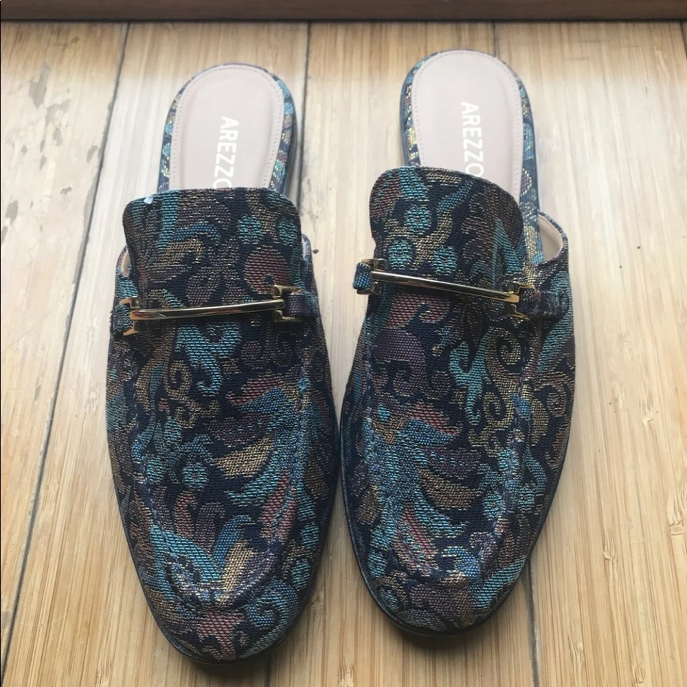 Mules - Picture 2 of 7
